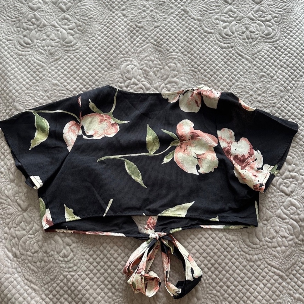 Two piece set - Picture 4 of 5